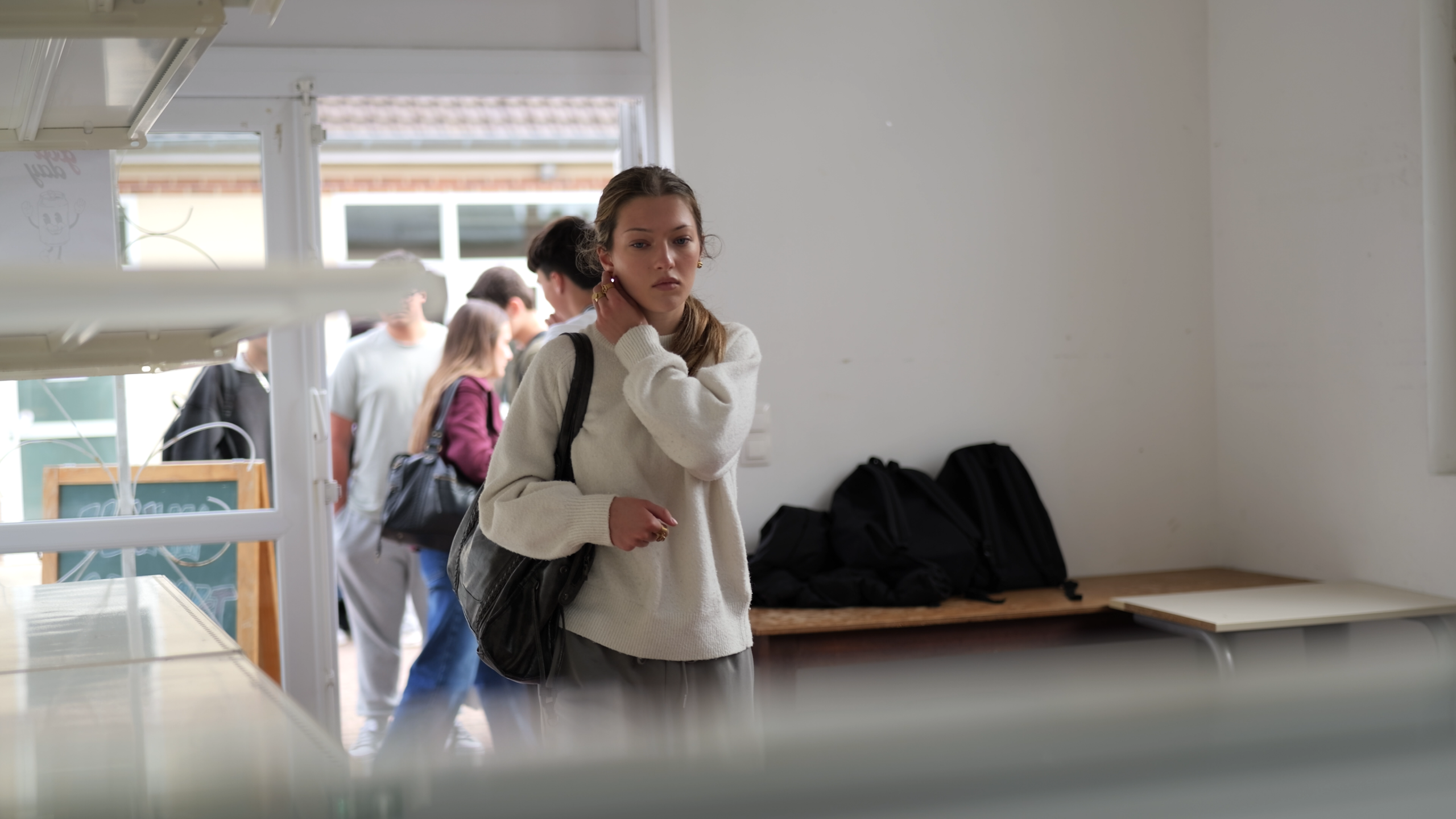 P1065628.00_19_43_22.Still043